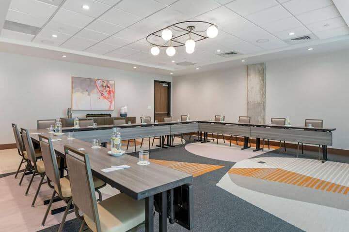 Meeting facility